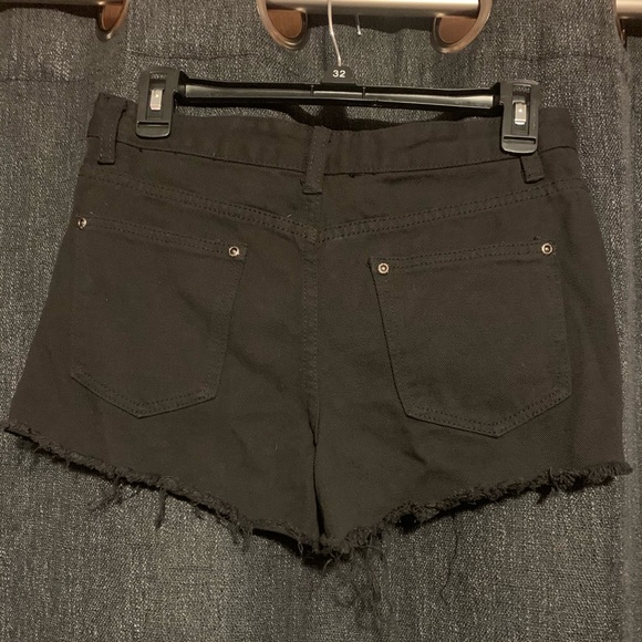 Nasty gal shorts - Picture 2 of 2